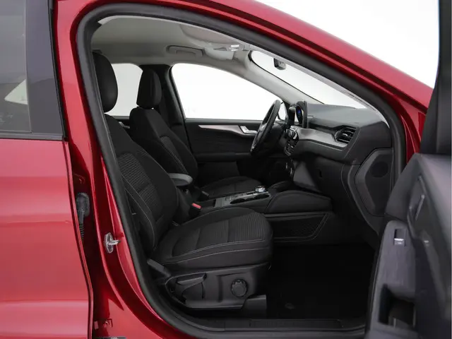 Ford Kuga 2.5 PHEV Titanium 2022 Hybride Benzine 11