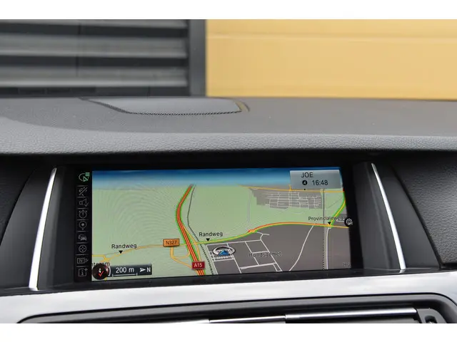 BMW 5 Serie Touring 520i Executive 2016 Benzine 23