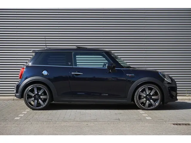 MINI 3-Deurs Cooper S 2021 Benzine 4