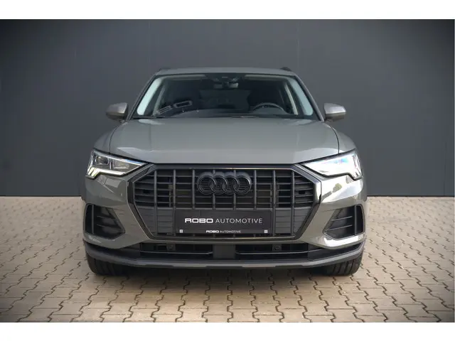 Audi Q3 45 TFSI e Advanced edition 2021 Hybride Benzine 11