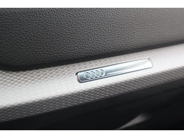 Audi Q2 30 TFSI Pro Line 2022 Benzine 22