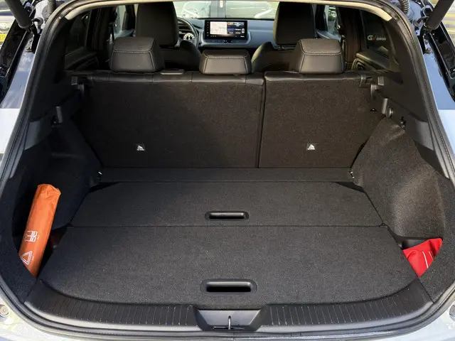 Nissan QASHQAI 1.3 MHEV Xtronic N-Connecta 2025 Benzine 25