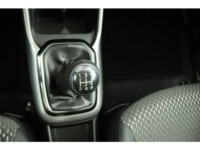 Suzuki Ignis 1.2 Smart Hybrid Style 2022 Benzine 27