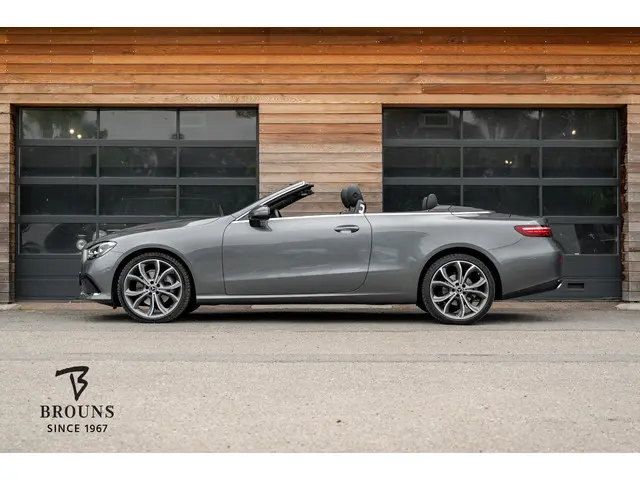 Mercedes-Benz E-Klasse Cabrio 200e 4MATIC 2021 Benzine 3