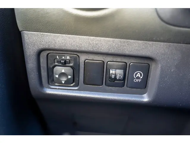 Mitsubishi Space Star 1.0 Inform 2013 Benzine 32