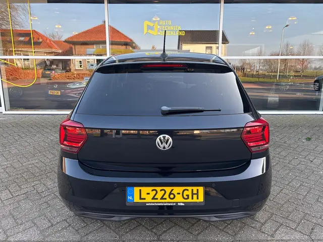 Volkswagen Polo 1.0 TSI Highline 2018 Benzine 6