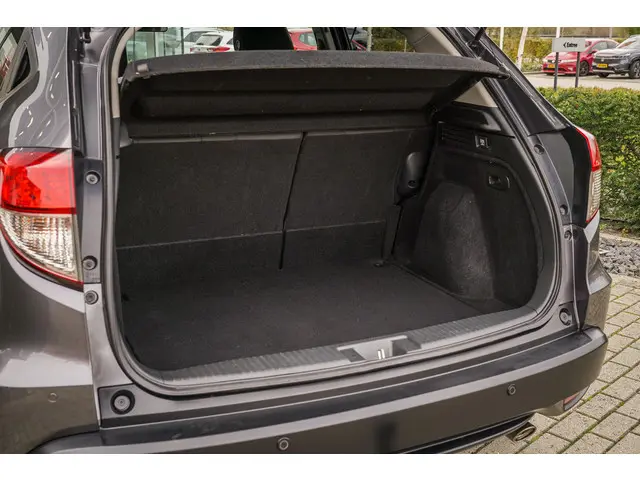 Honda HR-V 1.5i VTEC ELEGANCE 2020 Benzine 34