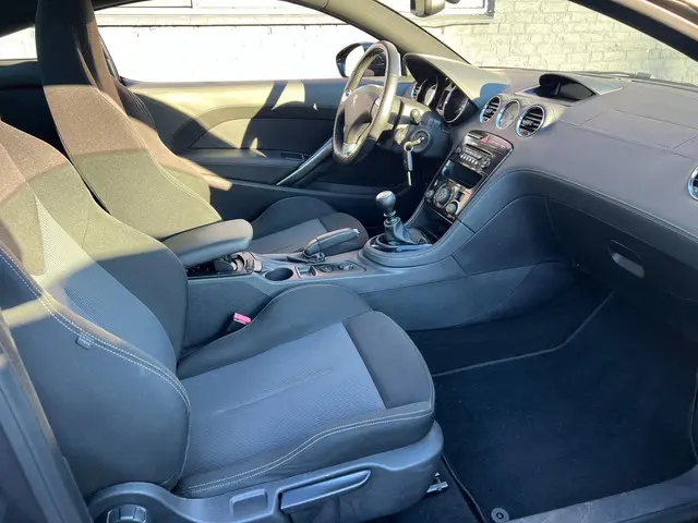 Peugeot RCZ 1.6 THP 2014 Benzine 4