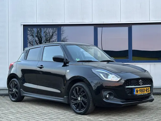 Suzuki Swift 1.2 SPORT Smart Hybrid 2020 Benzine 22