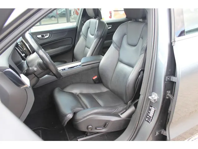 Volvo XC60 2.0 T5 AWD Inscription 2017 Benzine 19