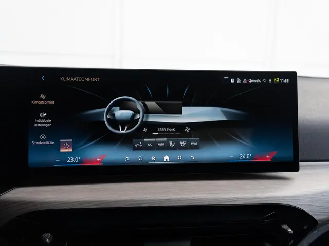 BMW 3 Serie Sedan 318i 2025 Benzine 30