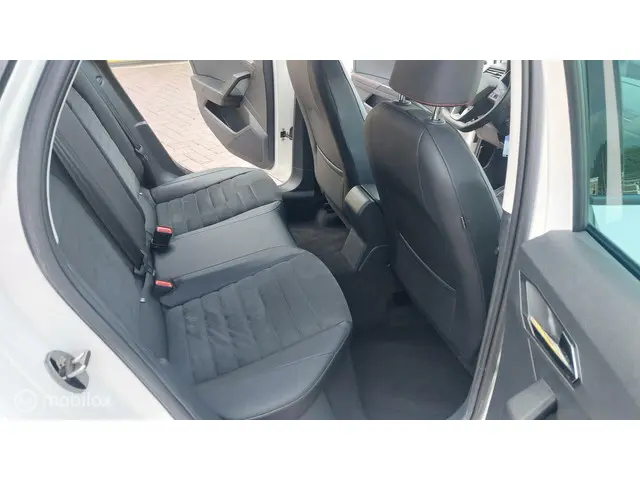 SEAT Ibiza 1.0 TSI FR Business Intense 2019 Benzine 14