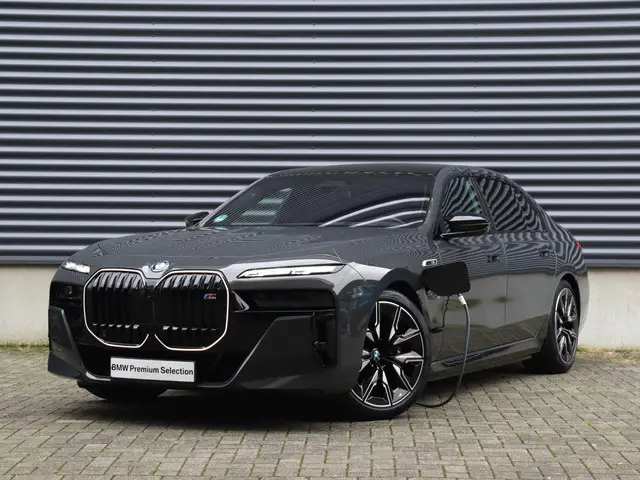 BMW 7 Serie M760e xDrive 2025 Hybride Benzine 51
