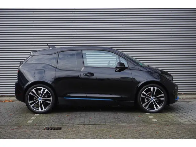 BMW i3 S 2022 Elektrisch 4