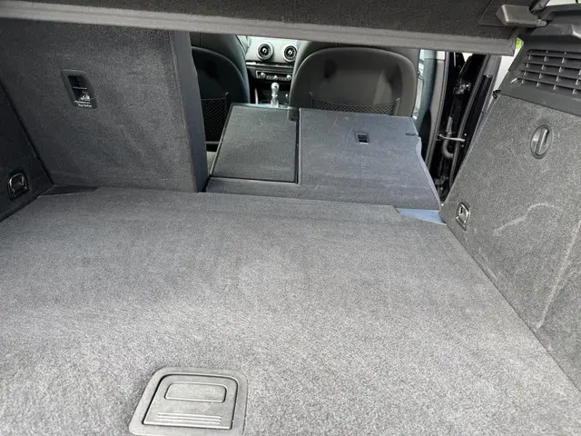 Audi A3 Sportback 35 TFSI CoD Sport 2019 Benzine 33