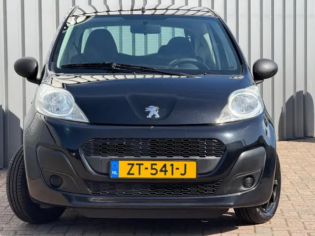 Peugeot 107 1.0 Access Accent|Incl. APK 2013 Benzine 4
