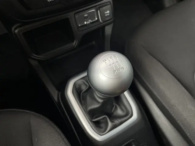 Jeep Renegade 1.4 MultiAir Longitude 2018 Benzine 14