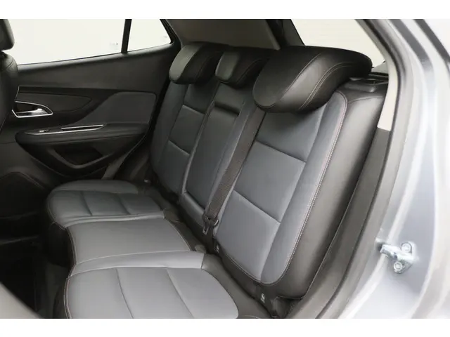 Opel Mokka 1.6 Selection 2015 Benzine 13
