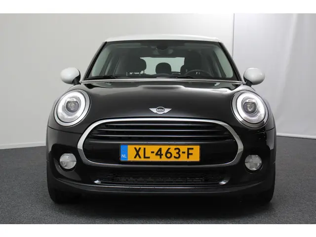 MINI Cooper 1.5 Automaat 5 drs 2018 Benzine 3