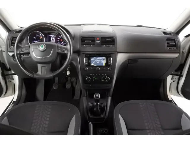 Škoda Yeti 1.2 TSi Adventure 2013 Benzine 9