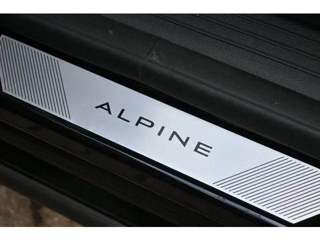 Renault Rafale esprit Alpine 2026 Hybride Benzine 21