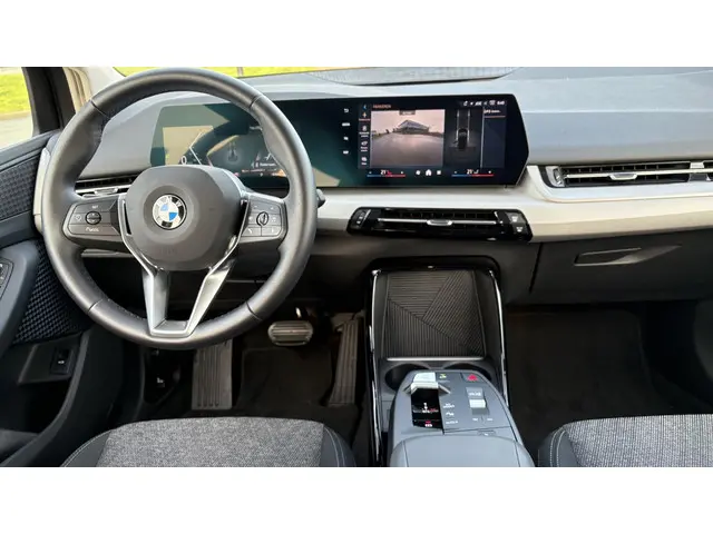 BMW 2 Serie Active Tourer 218i 2024 Benzine 12