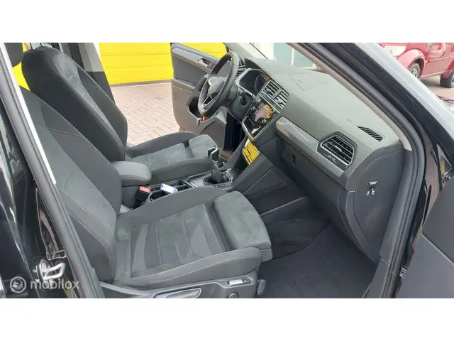 Volkswagen Tiguan 1.5 TSI Life Business 2021 Benzine 14