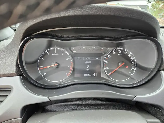 Opel Corsa 1.0 Turbo Edition,lage km,trekhaak 2017 Benzine 17
