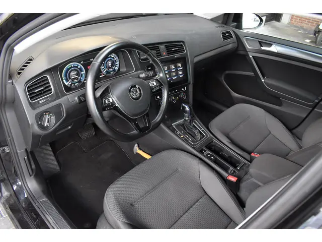 Volkswagen e-Golf e-Golf 2017 Elektrisch 7
