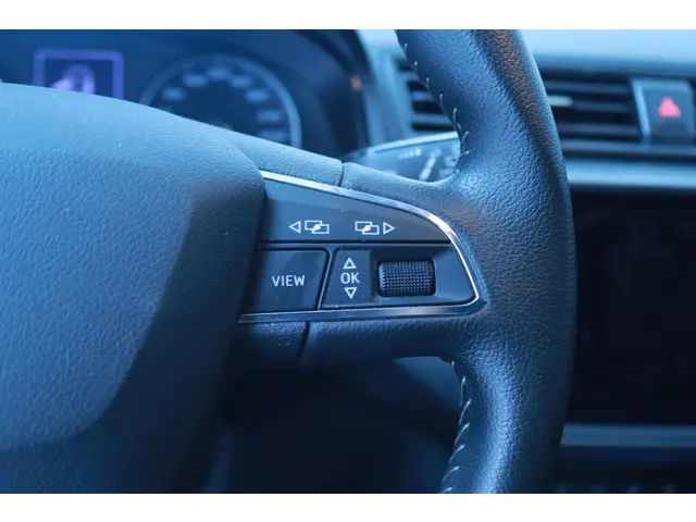 SEAT Ibiza 1.0 TSI Flex 2020 Benzine 18
