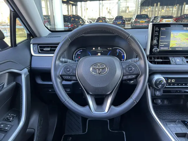 Toyota RAV4 2.5 Hybrid Dynamic 2021 Hybride Benzine 30