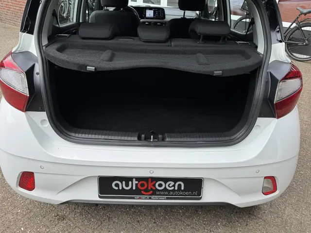 Hyundai i10 1.0 Comfort Smart 5-zits 2020 Benzine 18