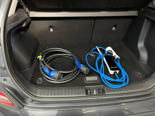 Hyundai Kona EV Premium 64 kWh 2021 Elektrisch 36