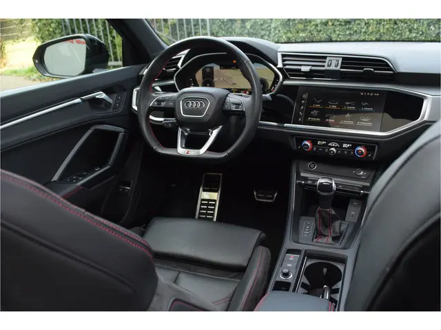 Audi Q3 Sportback 45 TFSI e 2022 Hybride Benzine 5