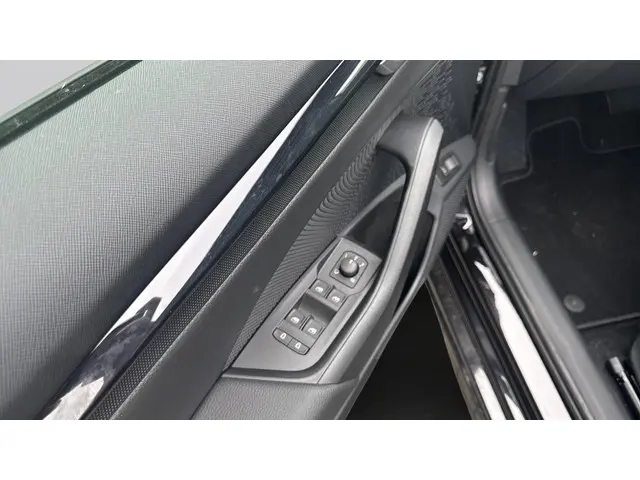 Škoda Octavia 1.5 TSI MHEV Business Edition 2025 Benzine 16