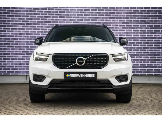 Volvo XC40 1.5 T5 Recharge R-Design 2022 Hybride Benzine 8