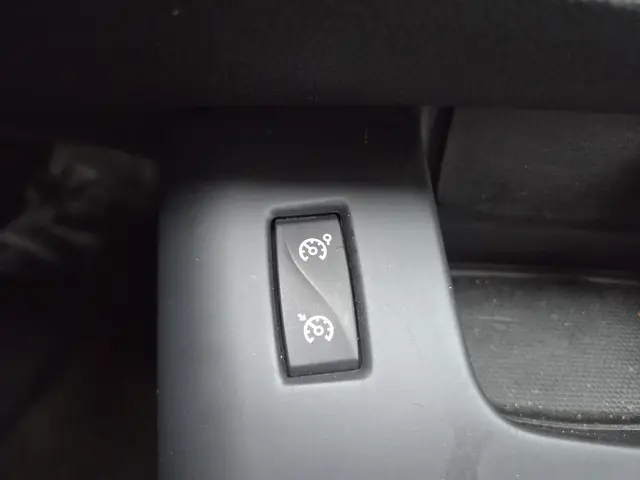 Renault Grand Scénic 1.6 dCi Bose 2012 Diesel 23