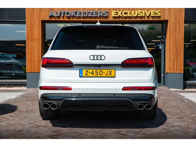 Audi Q7 4.0 TFSI SQ7 quattro 2022 Benzine 6