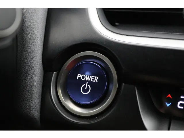 Lexus UX 250h Preference Line 2021 Hybride Benzine 41