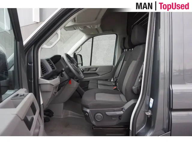 Volkswagen Crafter 35 2.0 TDI L4H3 Highline 2022 Diesel 9