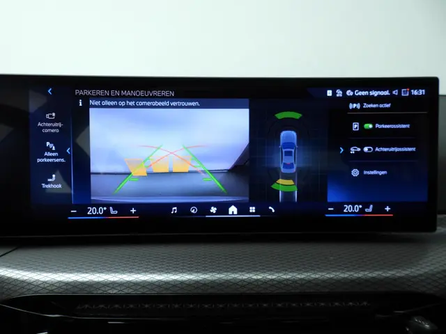 BMW 3 Serie Sedan 318i 2025 Benzine 36