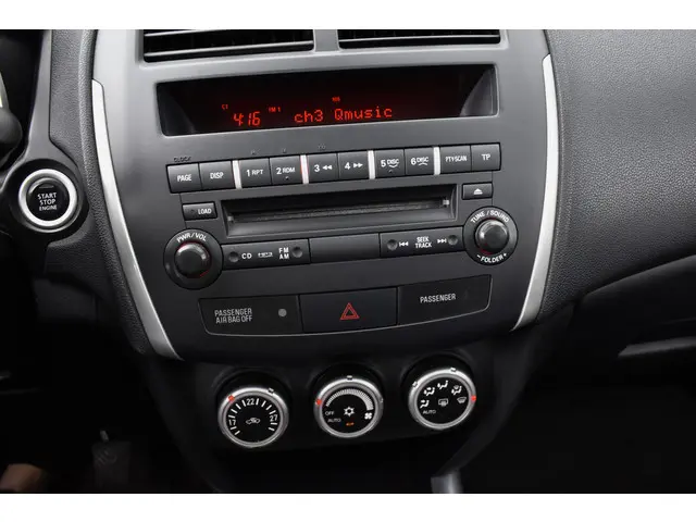 Mitsubishi ASX 1.6 Intense ClearTec 2012 Benzine 16