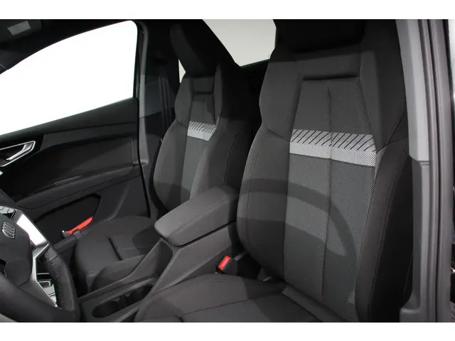 Audi Q4 e-tron 40 Advanced Edition 2022 Elektrisch 11