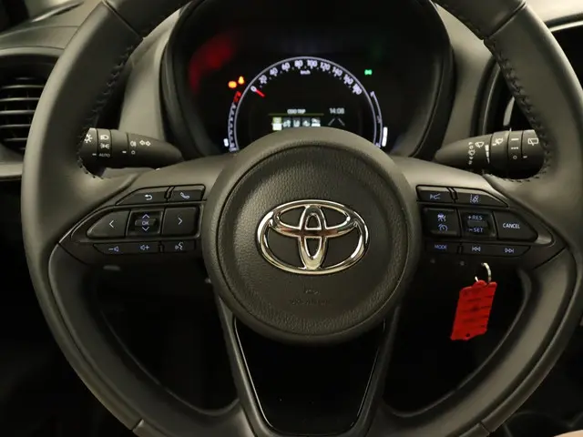 Toyota Aygo X 1.0 VVT-i MT Play 2023 Benzine 24