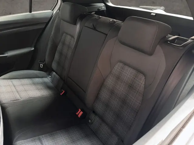Volkswagen Golf 1.4 eHybrid GTE 2021 Hybride Benzine 11