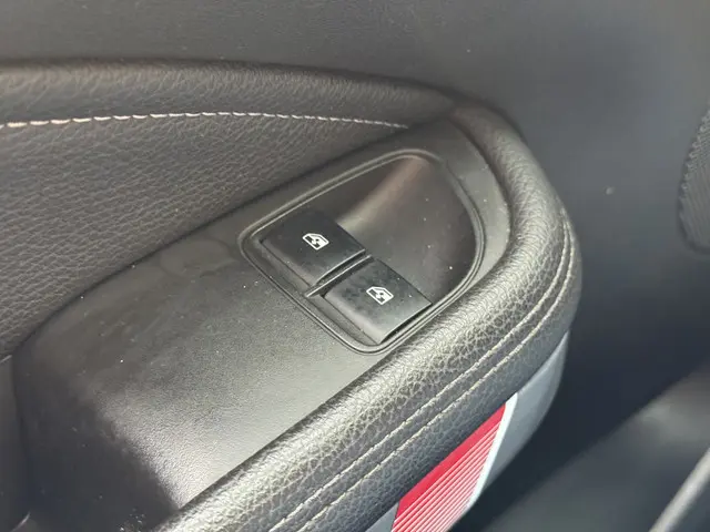 Opel ADAM 1.4 Turbo S 2015 Benzine 24