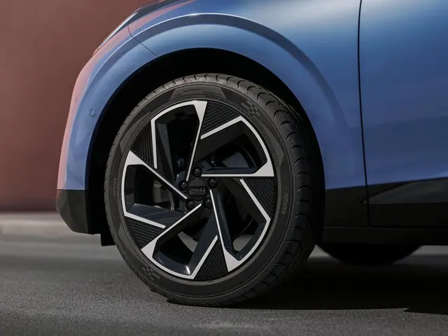 Lynk & Co 02 More 2025 Elektrisch 20