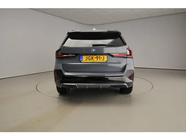 BMW X1 xDrive25e 2025 Hybride Benzine 3