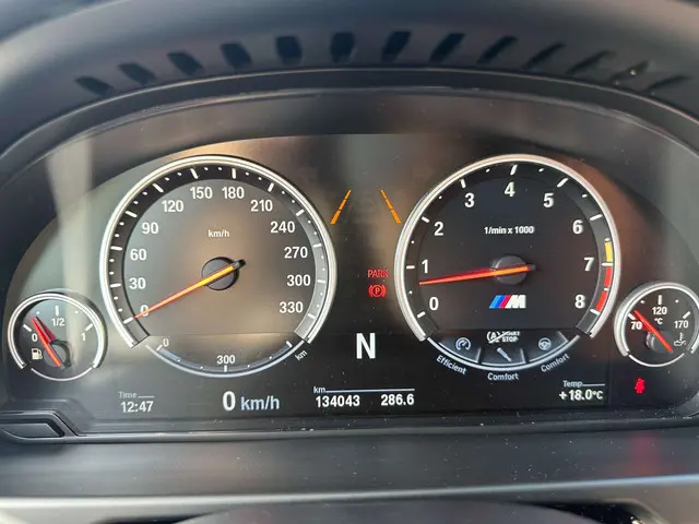 BMW X5 M 4.4 | V8 | LEDER | AUT | NAVI | H-UP | 2016 Benzine 30