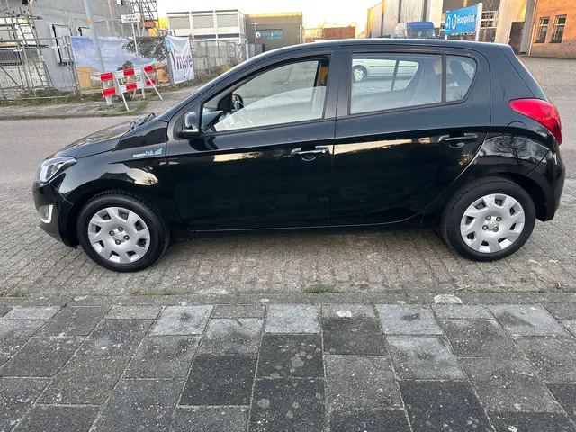 Hyundai i20 1.2i i-Motion 2012 Benzine 8